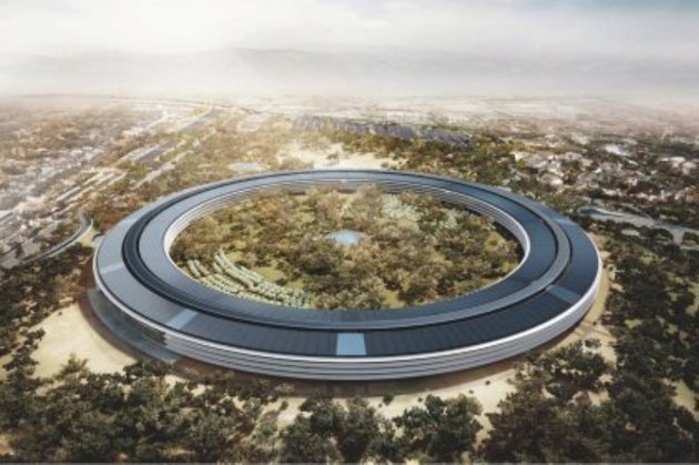 Bugetul alocat de Apple pentru construcţia noului sediu proiectat de companie, clădirea în formă de inel comparată de Steve Jobs cu o navă spaţială, a crescut la 5 miliarde de dolari.