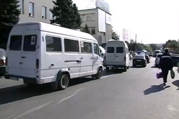 Спикер Народного собрания добавил, что в Комрате «все рейсы находятся под советниками»