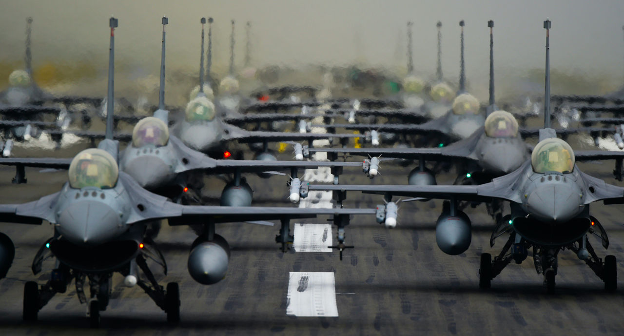 Пентагон ускоряет поставки истребителей F-16 для Тайваня.