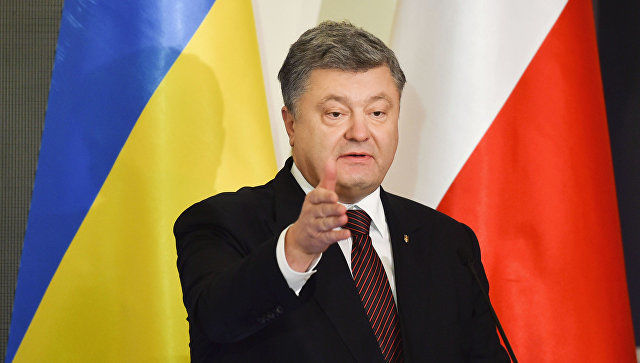 Заявление Порошенко начали широко обсуждать в соцсетях. 