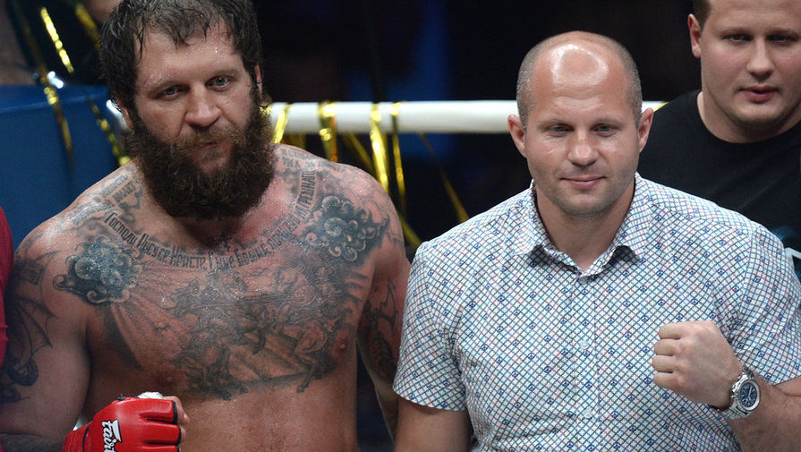 Александр Емельяненко уличил брата в лицемерии.