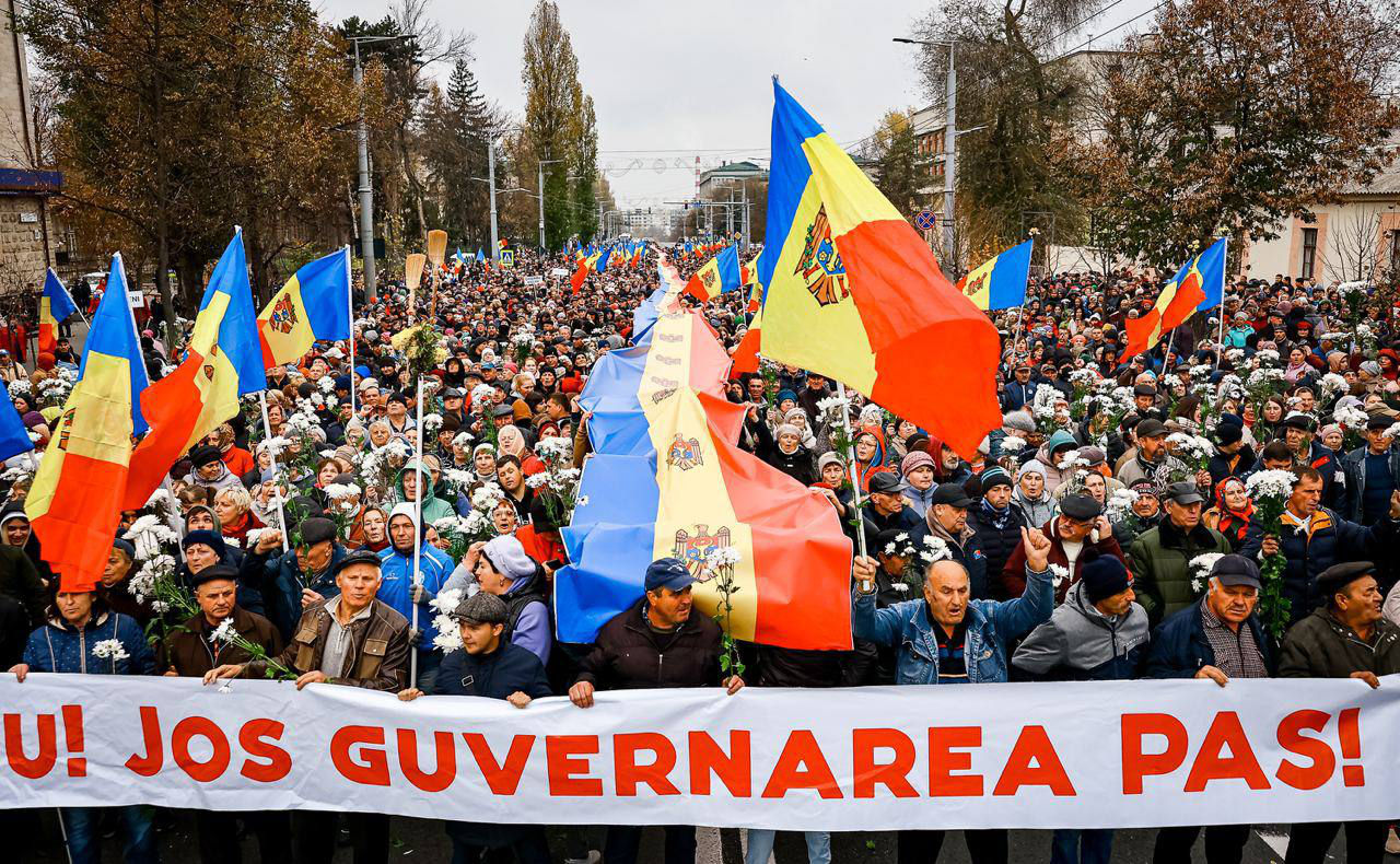 В Кишиневе проходит протест сторонников партии "Шор".
