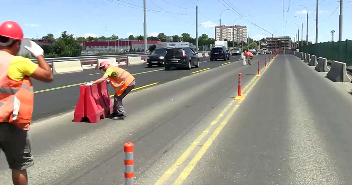 Podul de pe strada Mihai Viteazul, deschis pentru circulația rutieră.