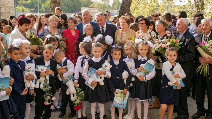 Влад Плахотнюк: "Учителя посвящают ученикам и учебе всю жизнь".