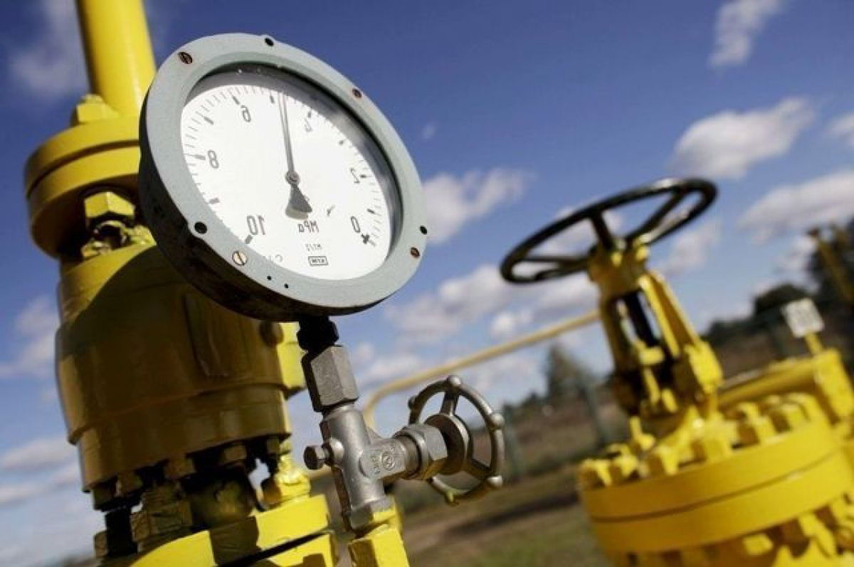 Цена газа в Европе опустилась ниже $1 300 за 1 тыс. куб. м впервые с июня.