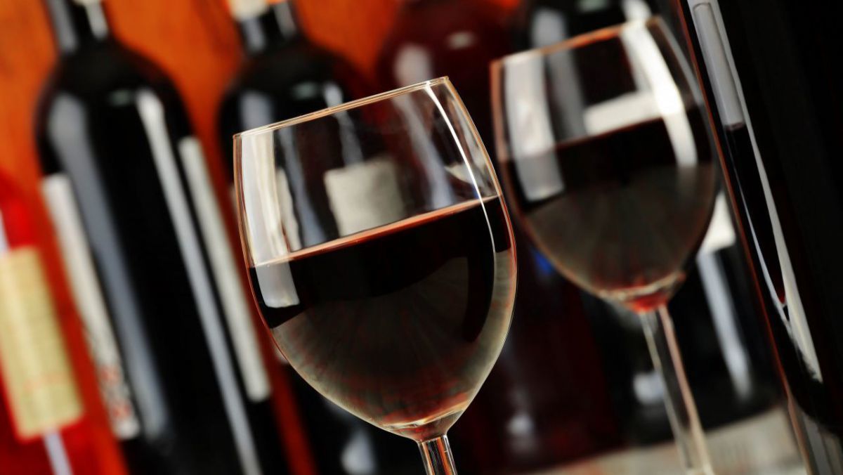 Moldovenii consumă anual în medie aproximativ 30,7 litri de vin pe cap de locuitor. Foto: gbtimes.com