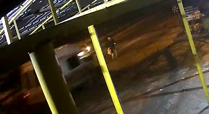В Кишиневе камера видеонаблюдения сняла момент наезда на пешехода.