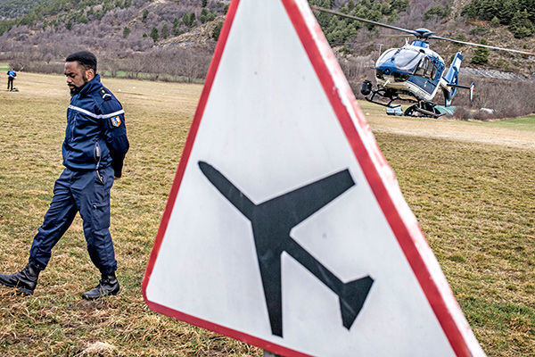 В Lufthansa считают неполной картину происшествия с лайнером Germanwings без данных второго «черного ящика».