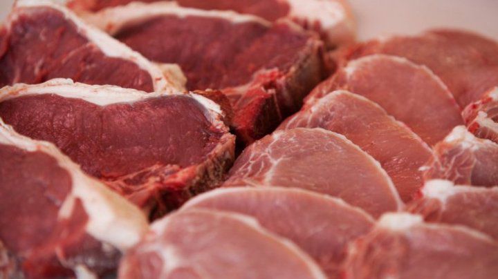 Semne că trebuie să reduci consumul de carne.
