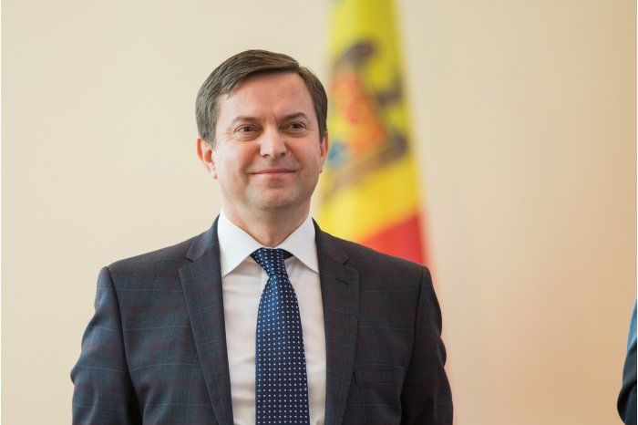 Коллективу Агентства госсобственности представили нового директора.