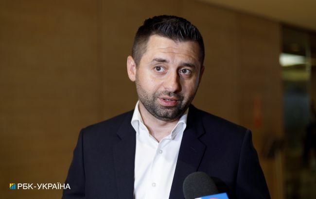 Участник украинской делегации Давид Арахамия.