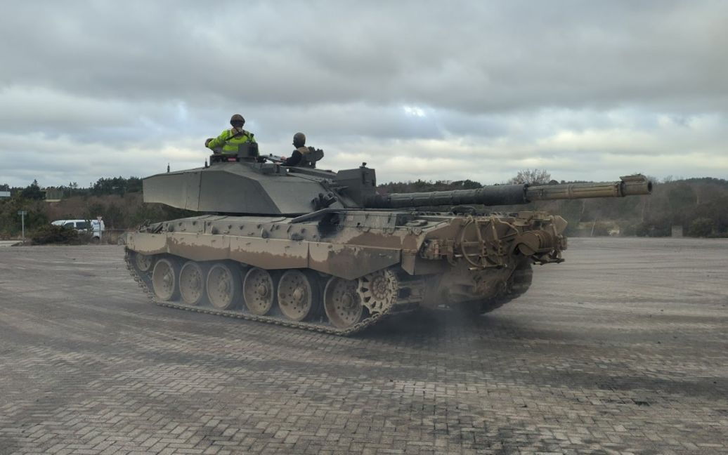 Великобритания передала Украине снаряды для Challenger 2 с обедненным ураном.