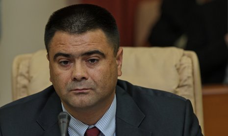 Министр обороны Виталий Маринуца призвал "не впадать в истерию и панику в связи с потенциальным военным конфликтом" на Днестре.