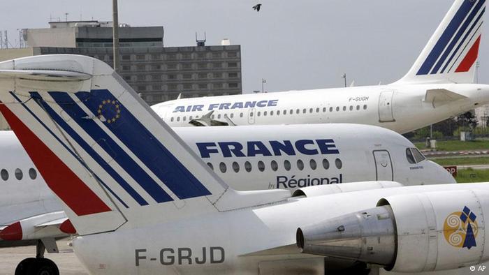Авиаперевозчик Air France из-за забастовки пилотов будет терять от 10 до 15 миллионов евро в день.