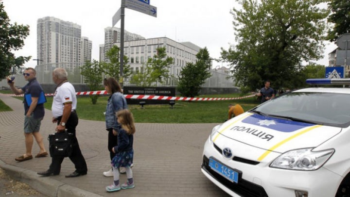 Explozie puternică într-un bloc de apartamente din Kiev. 