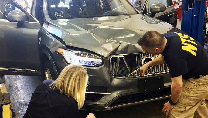 СМИ: у беспилотных машин Uber были проблемы до смертельной аварии. Фото: Reuters