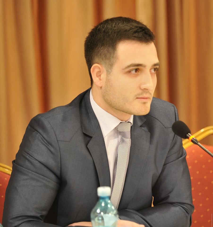 Expertul IDIS Viitorul, Viorel Pîrvan.