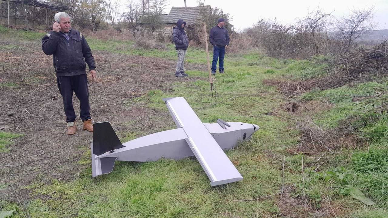 Noi imagini cu drona care s-a prăbușit pe teritoriul R. Moldova.