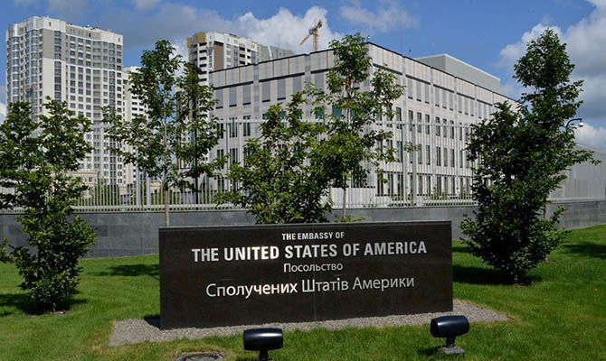 США отказались от постоянного посла на Украине.