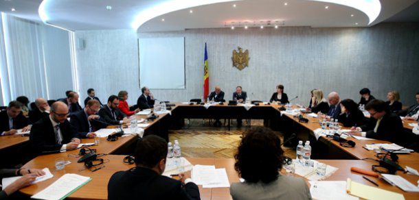 Președintele Parlamentului a mulțumit oficialilor europeni pentru susținerea acordată Republicii Moldova. Foto: parlament.md
