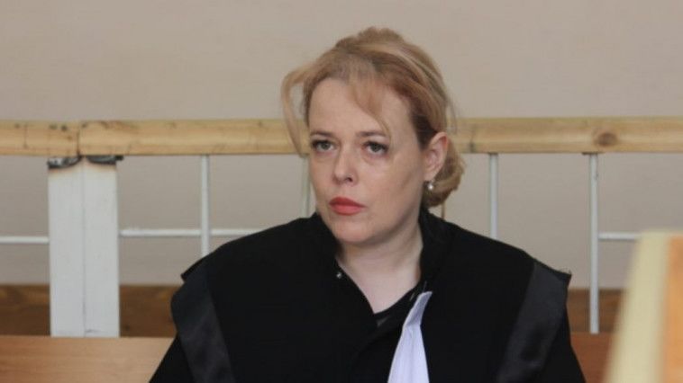Адвокат Анна Урсаки.