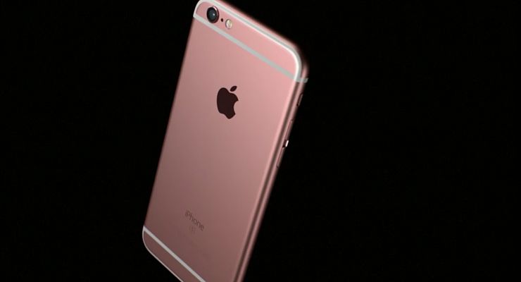 Розовую версию iPhone по предзаказу раскупили за несколько часов.