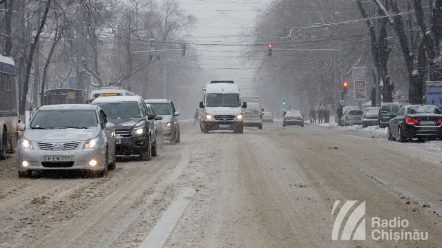 Toate străzile din oraș au fost curățate și deblocate. Foto: radiochisinau.md
