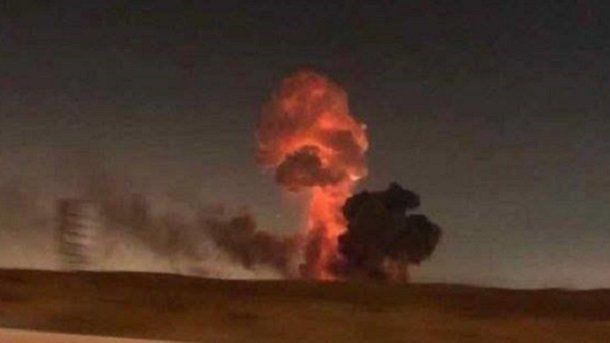 На Украине из-за взрыва на военном складе закрыли воздушное пространство.