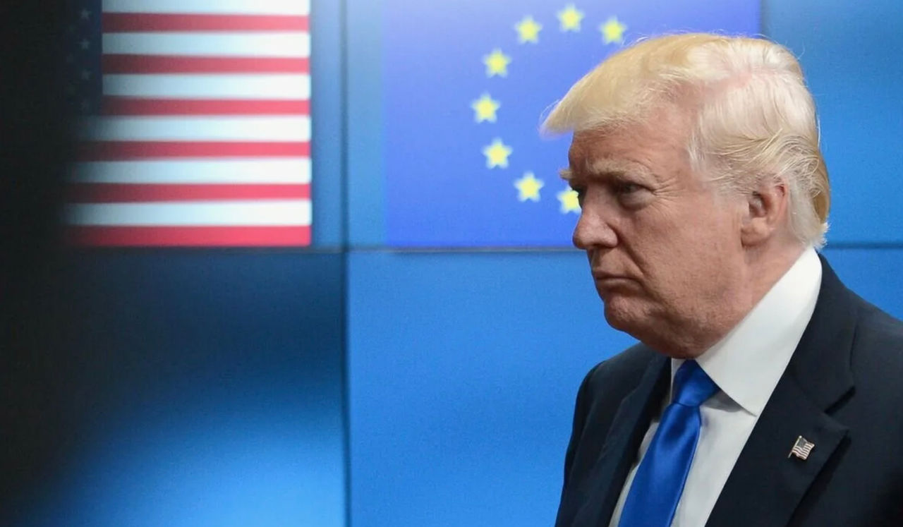  В Еврокомиссии назвали обвинения со стороны администрации Трампа в цензуре "чушью".