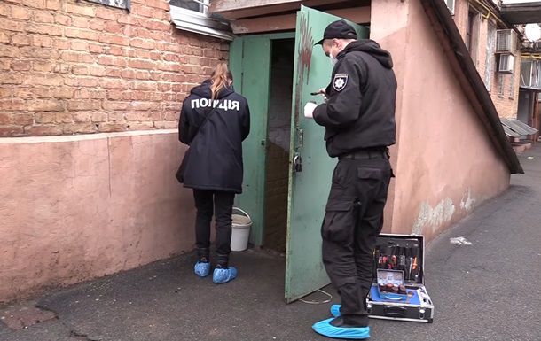 В центре Киева зарезали дворника ради оргтехники.