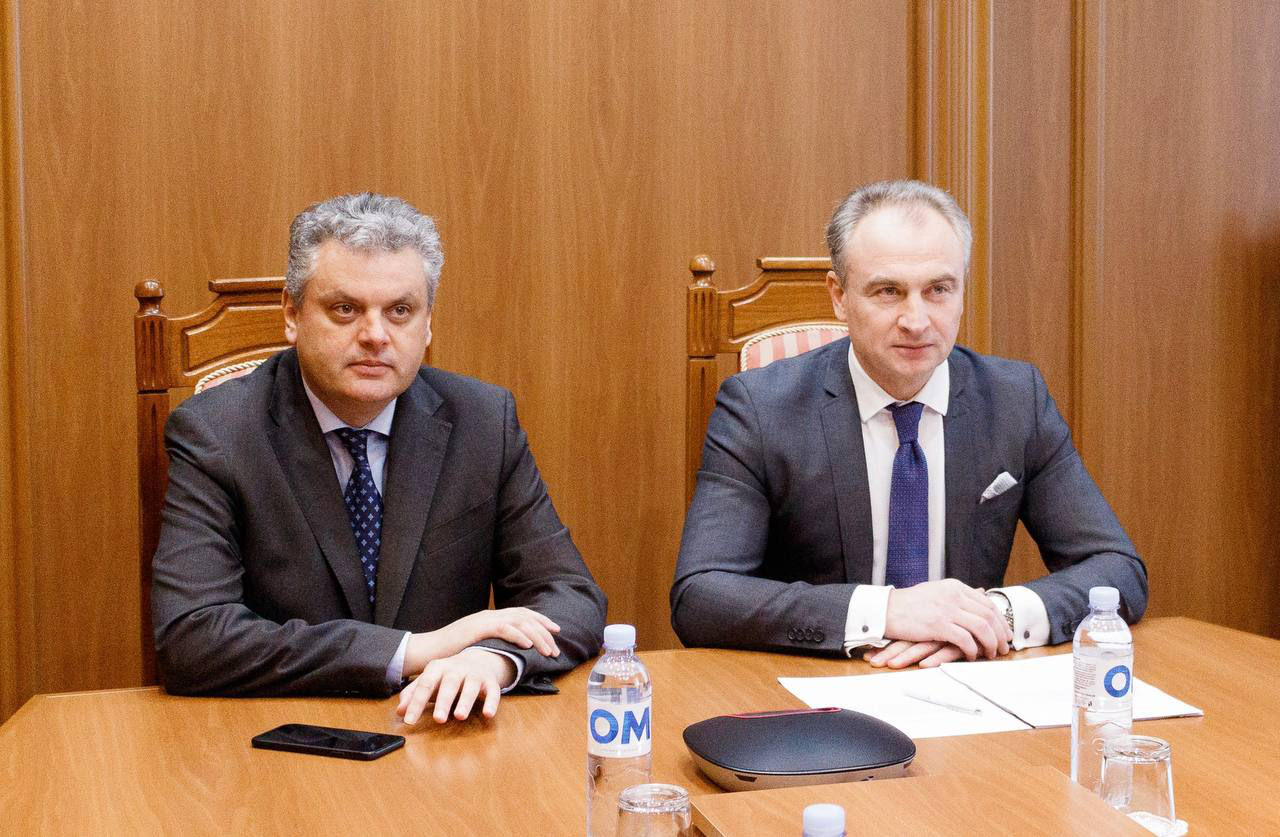 В МИДЕИ состоялась четвертая видеоконференция глав дипмиссий Молдовы за рубежом.