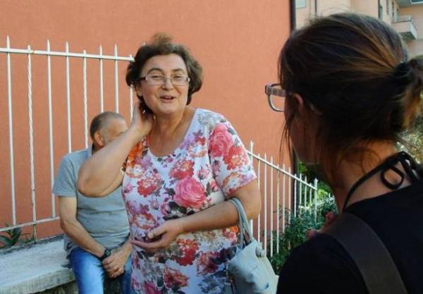 Valentina Popescu, moștenitoarea celor 800.000 de euro lăsați de preotul italian pe care l-a îngrijit timp de 12 ani.