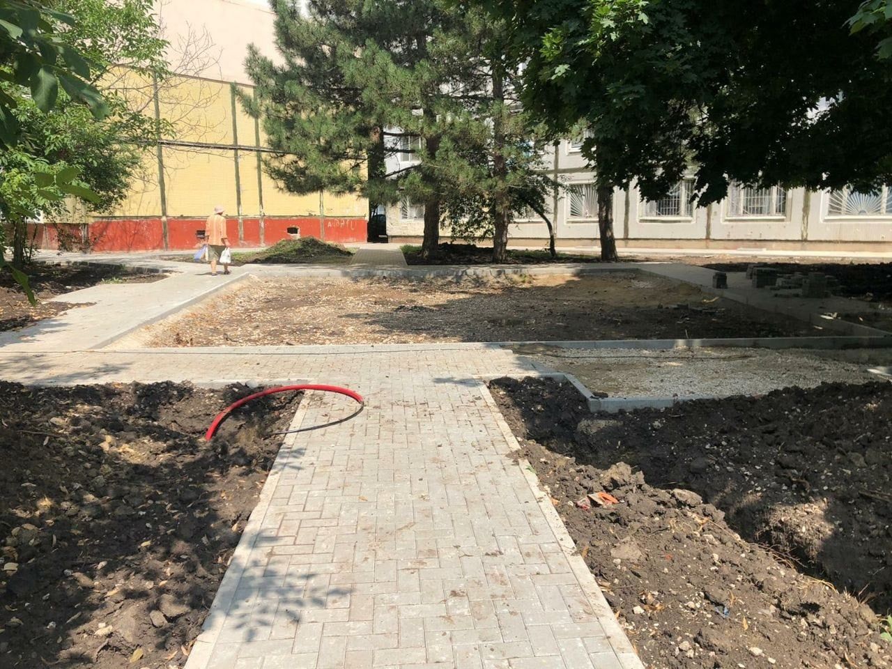 В столичном секторе Центр обустраивается ещё одна зелёная зона.