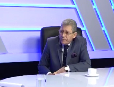 Гимпу думал над ответом несколько секунд.