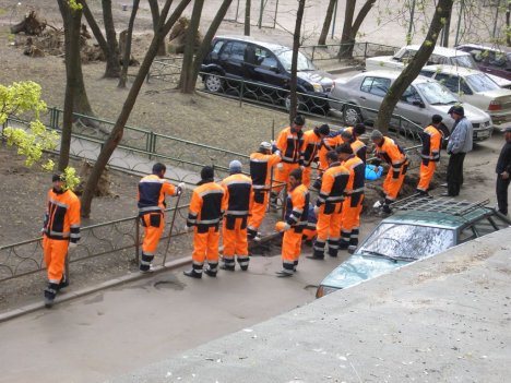 Cetăţenii moldoveni vor avea la dispoziţie 30 de zile ca să susţină examenele, să treacă comisia medicală şi să perfecteze toate actele, informează NOI.md.