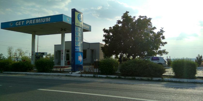 Afacerile cu produse petroliere ale partenerilor lui Ghimpu, investigate de CNA. 