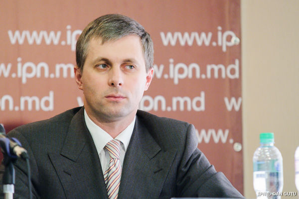 Директор Центра юридических ресурсов Владислав Грибинча.