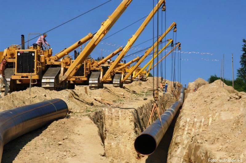 По газопроводу Яссы-Унгены будет невозможно поставлять в Молдову газ дешевле закупаемого сегодня у «Газпрома». Фото: sphotos-a-ord.xx.fbcdn.net