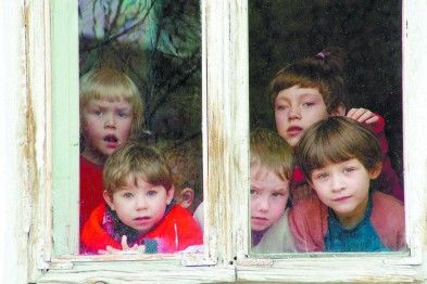Деятельность Центра временного размещения сирот „Ватра” приостановлена.