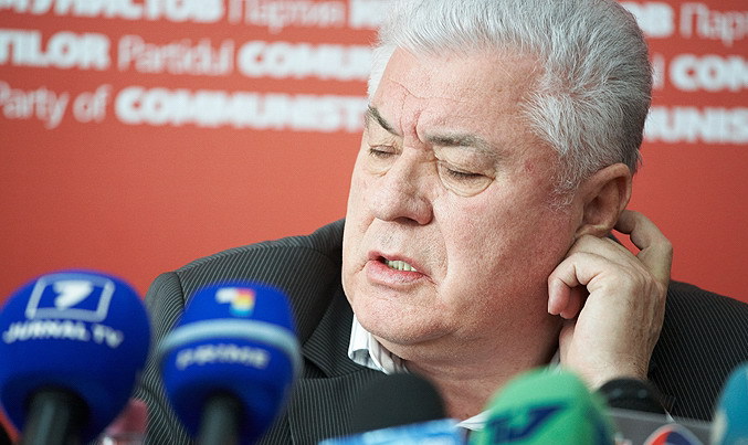 Воронин: «Мой сын Олег, в прошлом году он и бана не заработал в Молдове. Он участвовал только в судебных процесса, слушаниях, обысках, а они объявляют его бизнесменом года и меня политиком года»