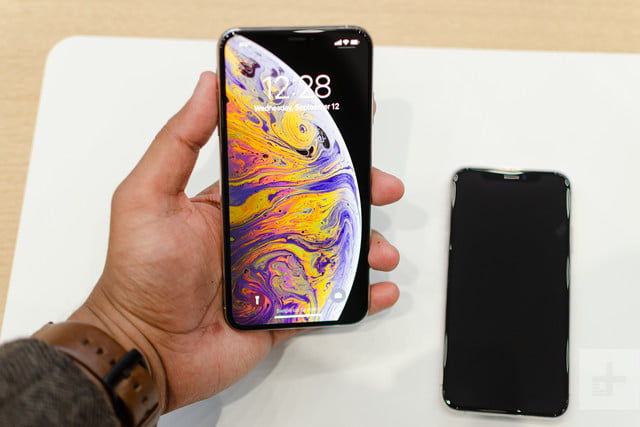 Авторитетный аналитик Мин-Чи Куо заявил, что новый iPhone XS будет пользоваться гораздо меньшим спросом.