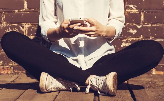 Moldovenii apelează cel mai frecvent la serviciul de portare a numerelor de telefon