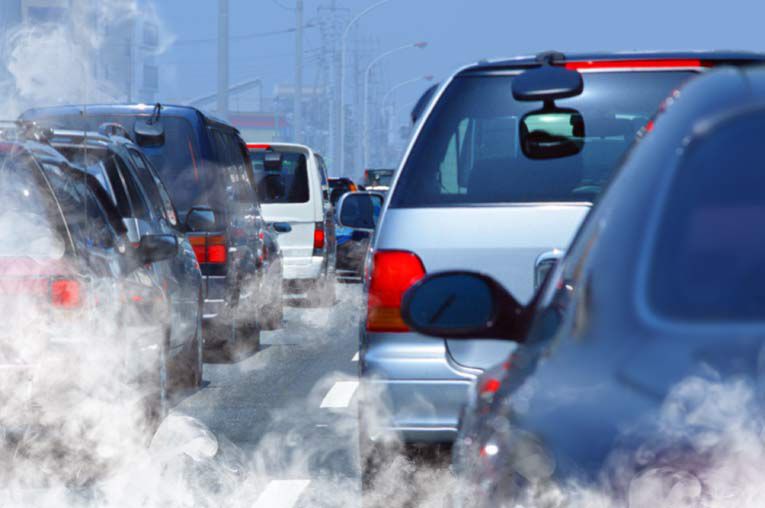 Peste 200.000 de vehicule traversează Chișinăul în fiecare zi. Foto: mednews.md