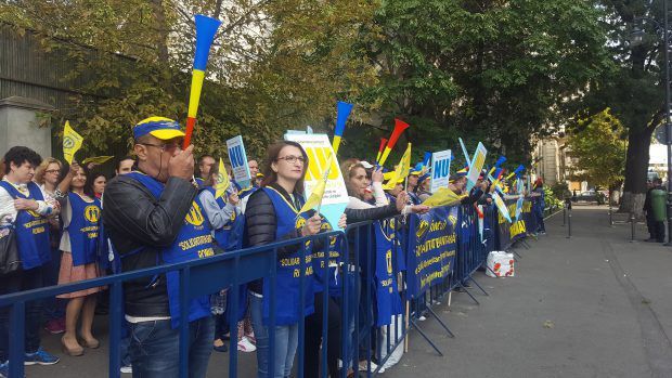 В Бухаресте семейные врачи вышли на протест.
