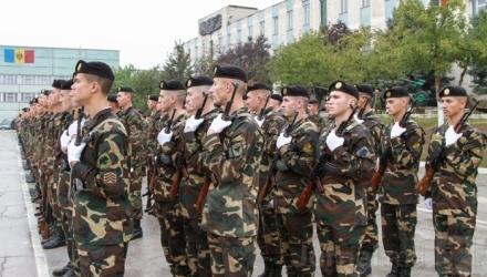 Ei au fost numiţi în funcţie prin decret prezidenţial, la 19 august 2013. Ministrul a felicitat oficialii cu ocazia desemnării în funcţii şi le-a urat succes în activitate.