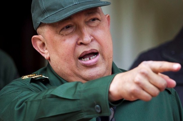 Hugo Chavez suferă de o insuficienţă respiratorie a cărei evoluţie "nu este favorabilă".