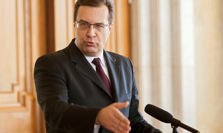 Lupu, a menţionat că formaţiunea pe care o conduce ştie despre înţelegerile liberal-democarţilor cu comuniştii. 