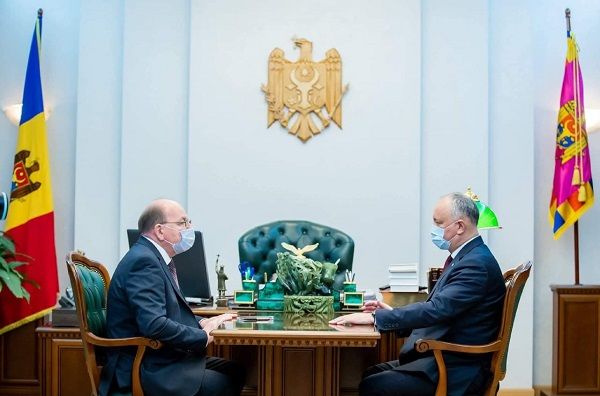Президент обсудил с послом РФ повестку предстоящего визита в Москву.
