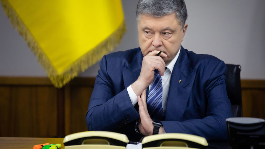 Порошенко вызвали на допрос по делу об убийствах на Майдане.