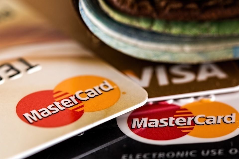 Mastercard начала обсуждать закрытие принадлежащего компании бренда Maestro.